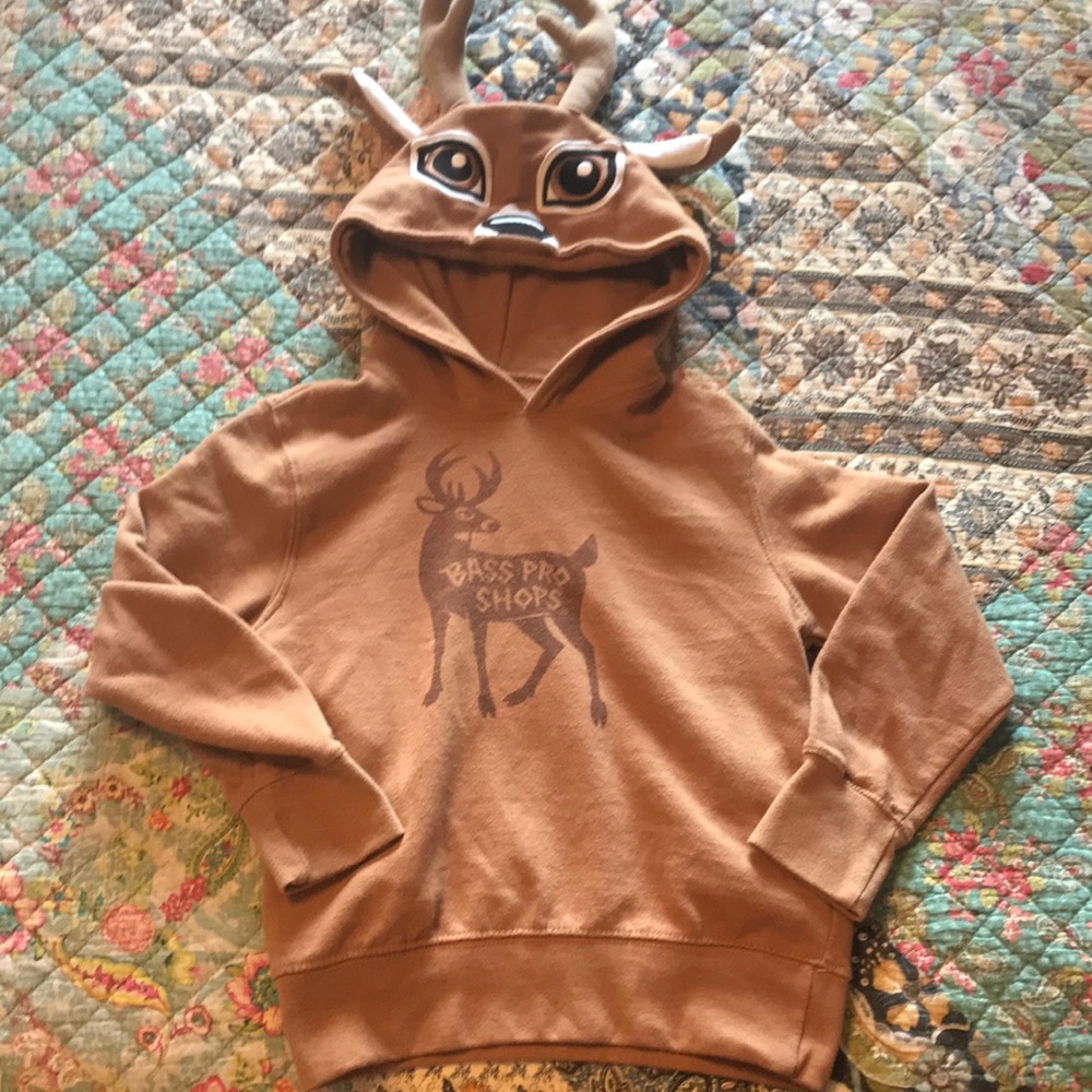 Youth XS Bass Pro Shop buck hoodie sweatshirt